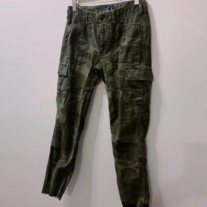 Abercrombie & Fitch Slim Leg Camo Cargo Pants